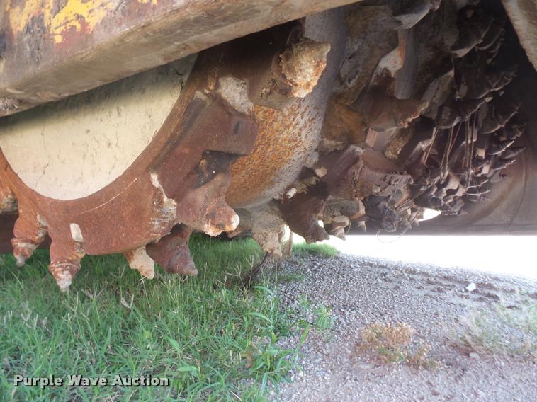 image for item DA1539 1986 Caterpillar PR-450 pavement profiler