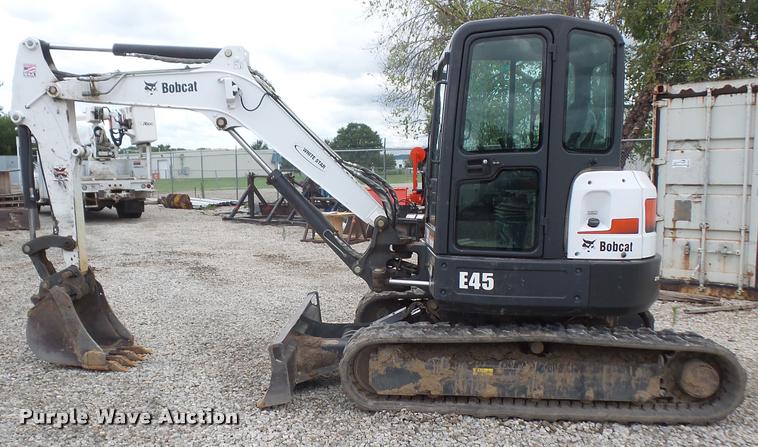 image for item DA1561 2012 Bobcat E45M compact excavator
