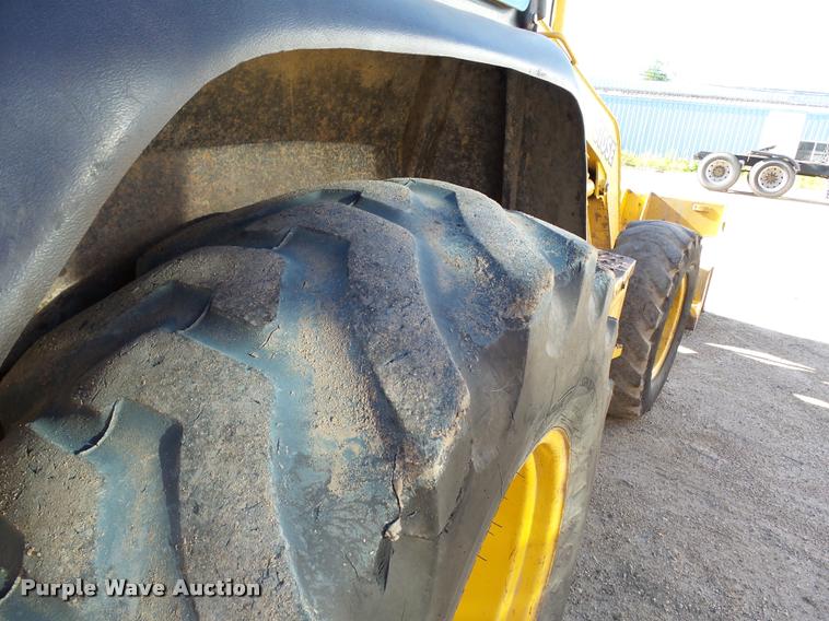 image for item DA3552 1998 John Deere 310SE backhoe