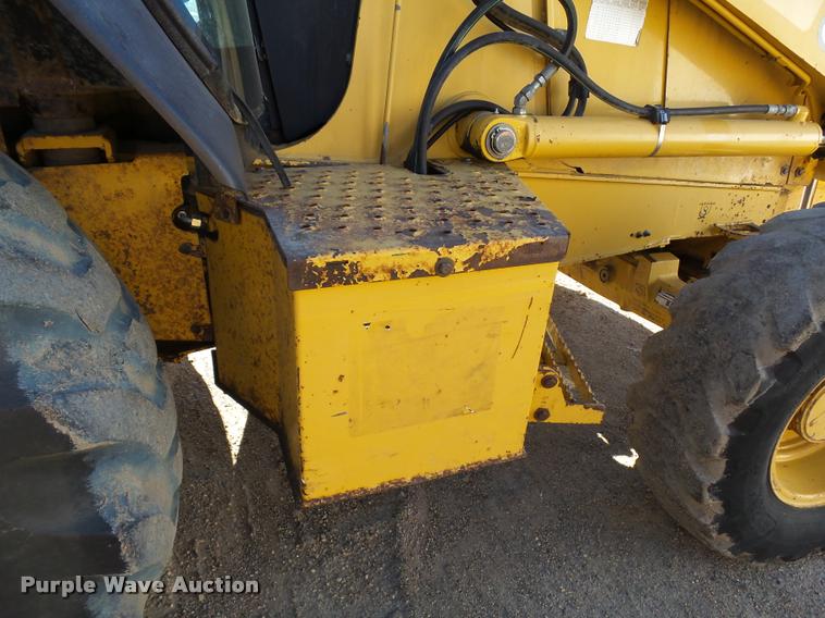 image for item DA3552 1998 John Deere 310SE backhoe