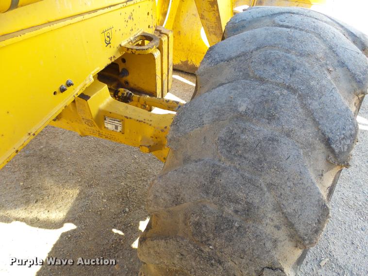 image for item DA3552 1998 John Deere 310SE backhoe