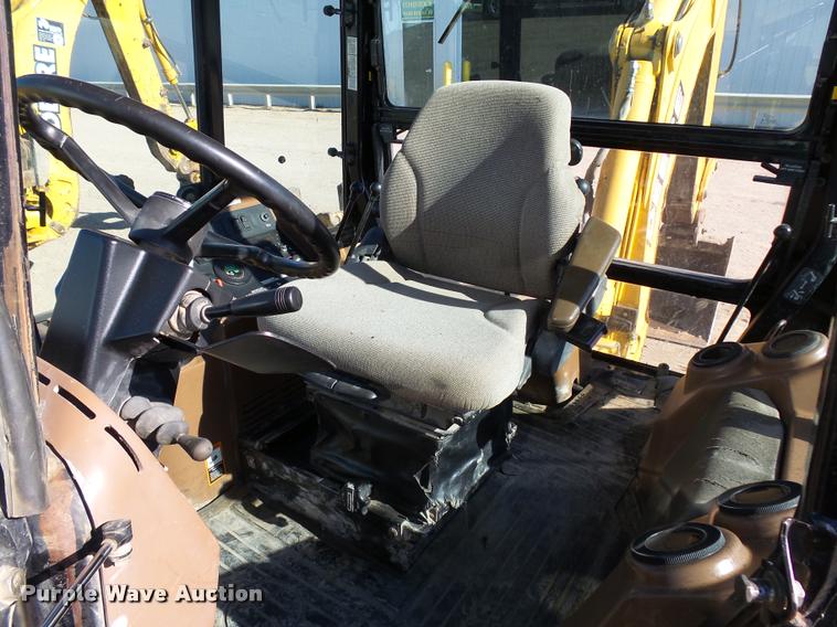 image for item DA3552 1998 John Deere 310SE backhoe