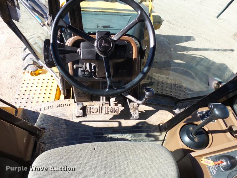 image for item DA3552 1998 John Deere 310SE backhoe