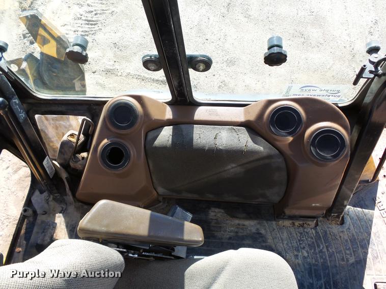 image for item DA3552 1998 John Deere 310SE backhoe