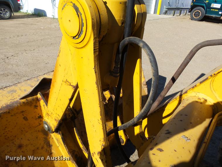 image for item DA3553 1997 John Deere 310SE backhoe