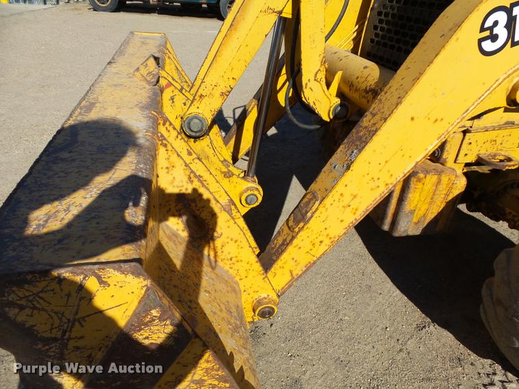 image for item DA3553 1997 John Deere 310SE backhoe