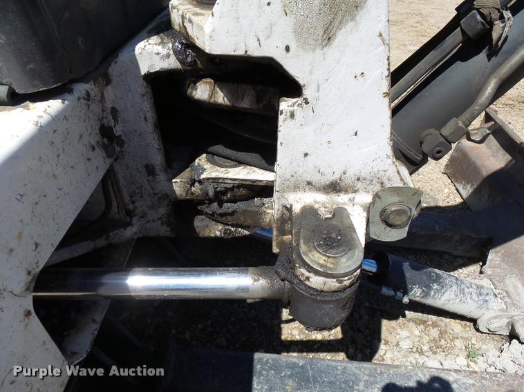 image for item DA3554 1999 Bobcat 334 compact excavator