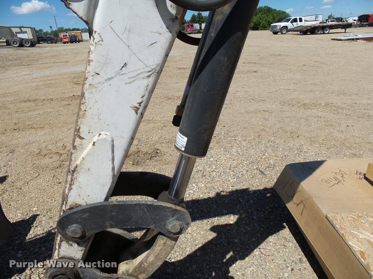 image for item DA3554 1999 Bobcat 334 compact excavator