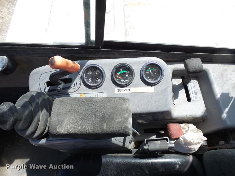 image for item DA3554 1999 Bobcat 334 compact excavator