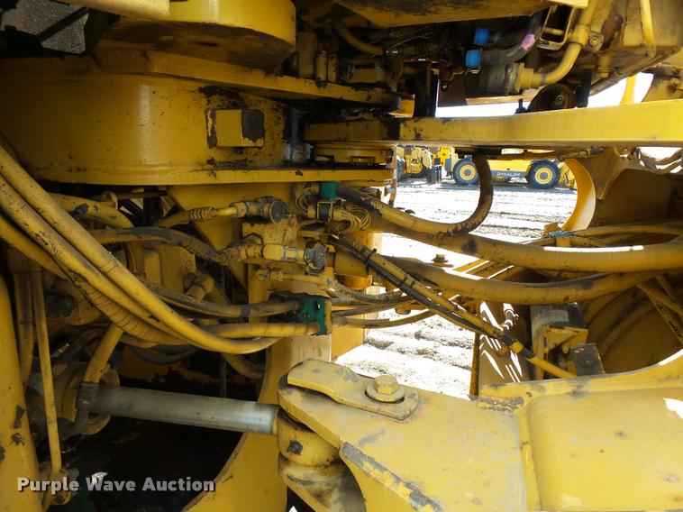 image for item DA3555 1997 Caterpillar 960F wheel loader