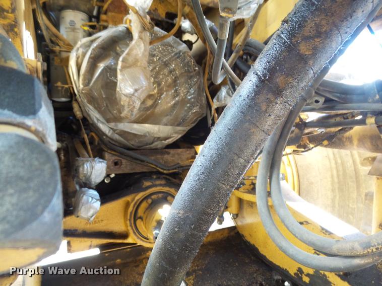 image for item DA3555 1997 Caterpillar 960F wheel loader
