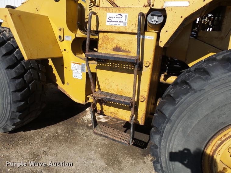 image for item DA3555 1997 Caterpillar 960F wheel loader
