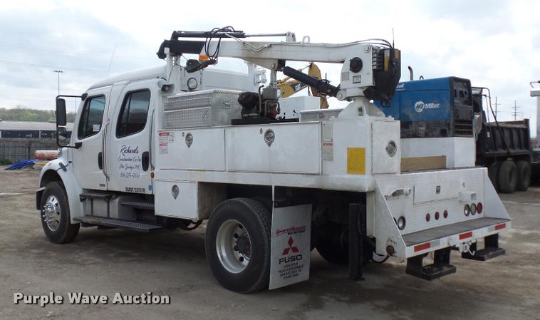 image for item DA4945 2006 Freightliner Business Class M2 service truck with crane