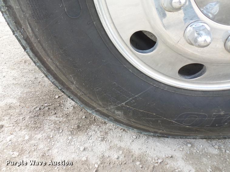 image for item DA4945 2006 Freightliner Business Class M2 service truck with crane