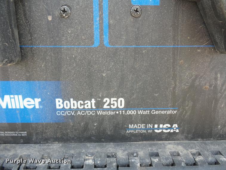 image for item DA4945 2006 Freightliner Business Class M2 service truck with crane