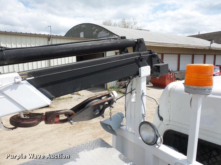 image for item DA4945 2006 Freightliner Business Class M2 service truck with crane