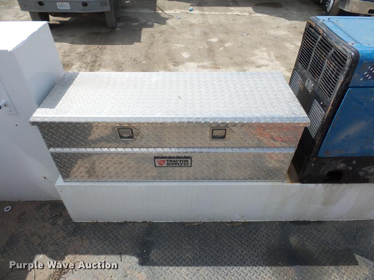 image for item DA4945 2006 Freightliner Business Class M2 service truck with crane