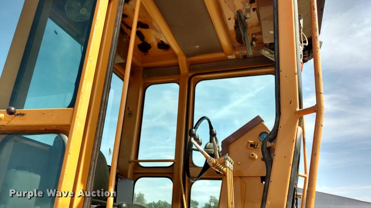 image for item DA5582 Dresser 830 motor grader