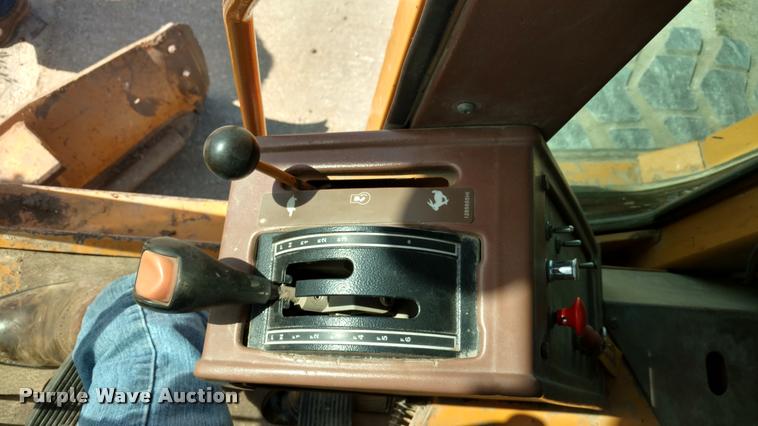 image for item DA5582 Dresser 830 motor grader