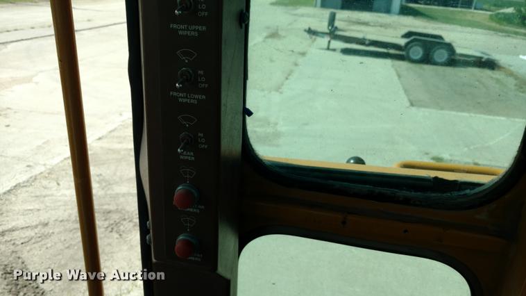 image for item DA5582 Dresser 830 motor grader