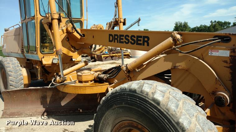 image for item DA5582 Dresser 830 motor grader