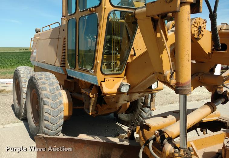 image for item DA5582 Dresser 830 motor grader