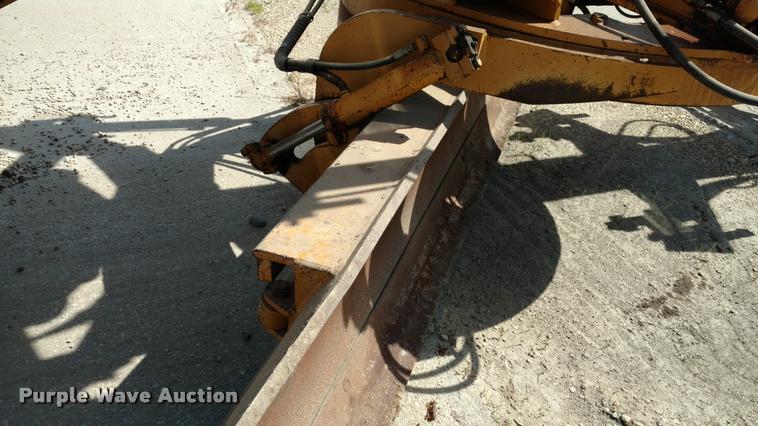 image for item DA5582 Dresser 830 motor grader