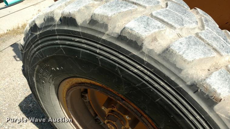 image for item DA5582 Dresser 830 motor grader