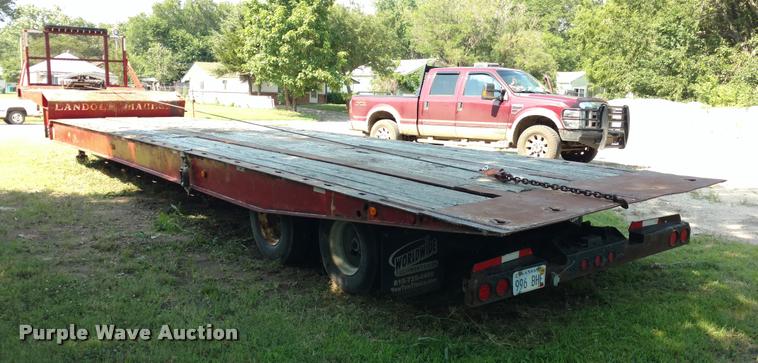 image for item DA5623 2000 Landoll 425-41 tilt deck trailer