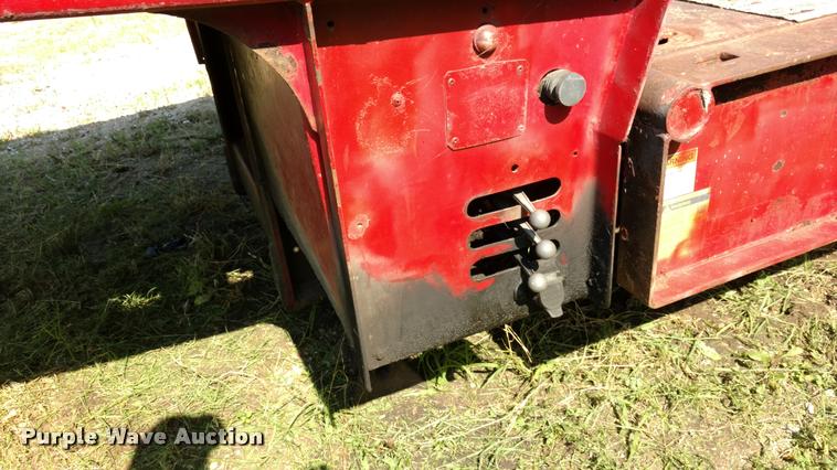 image for item DA5623 2000 Landoll 425-41 tilt deck trailer