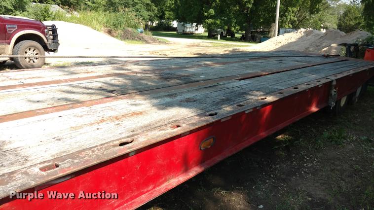 image for item DA5623 2000 Landoll 425-41 tilt deck trailer