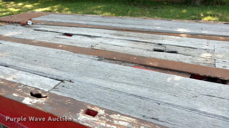 image for item DA5623 2000 Landoll 425-41 tilt deck trailer