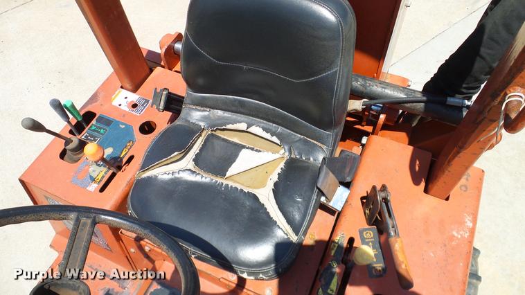 image for item DA6159 2002 Ditch Witch 3700DD trencher