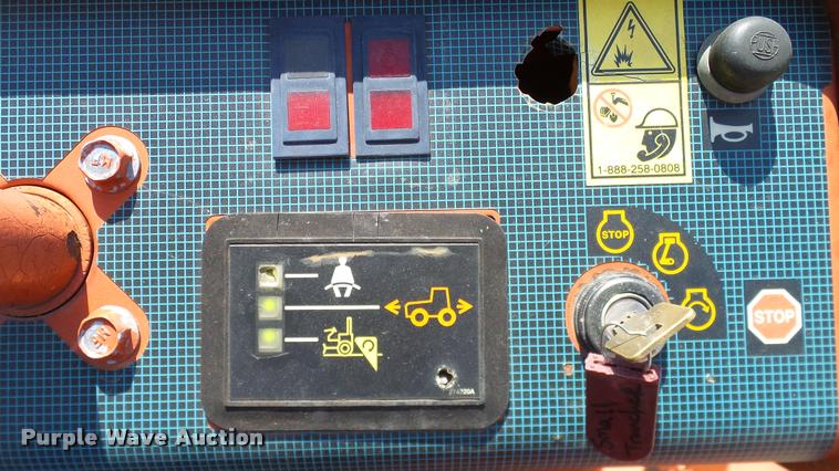 image for item DA6159 2002 Ditch Witch 3700DD trencher