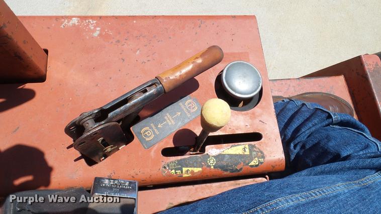 image for item DA6159 2002 Ditch Witch 3700DD trencher