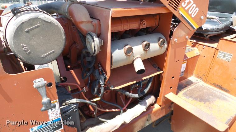 image for item DA6159 2002 Ditch Witch 3700DD trencher