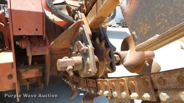 image for item DA6159 2002 Ditch Witch 3700DD trencher