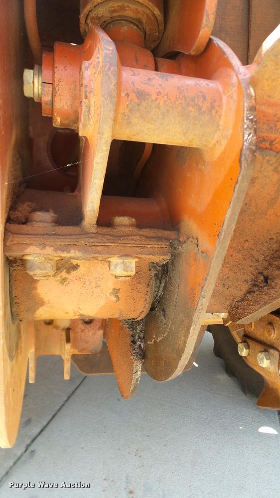 image for item DA6159 2002 Ditch Witch 3700DD trencher