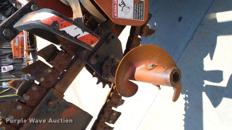 image for item DA6159 2002 Ditch Witch 3700DD trencher