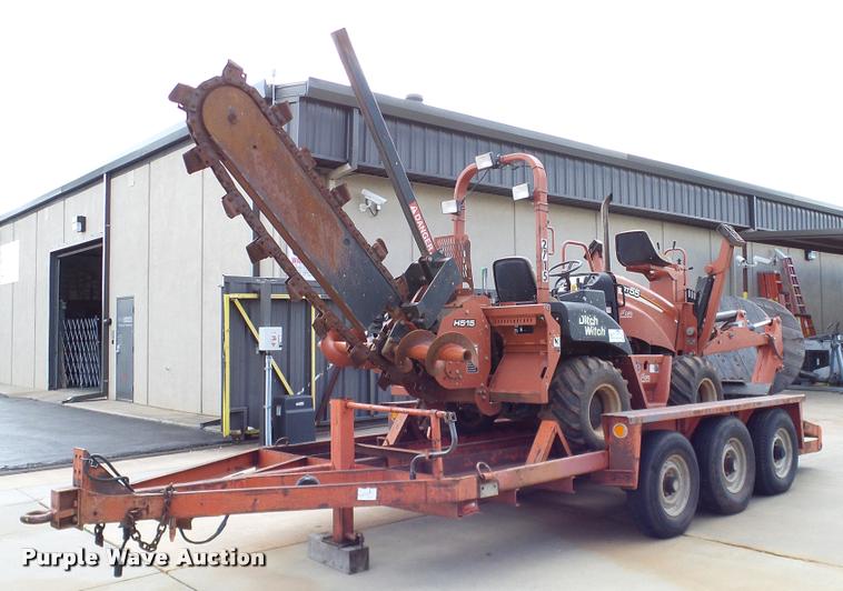 image for item DA6162 2006 Ditch Witch RT55 trencher