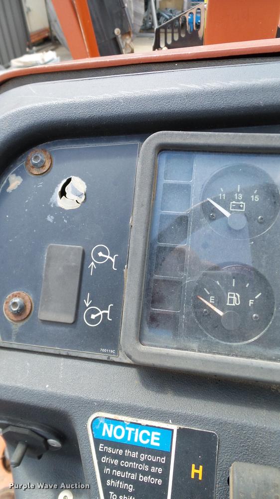 image for item DA6162 2006 Ditch Witch RT55 trencher