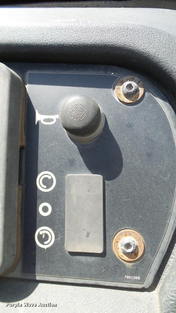 image for item DA6162 2006 Ditch Witch RT55 trencher