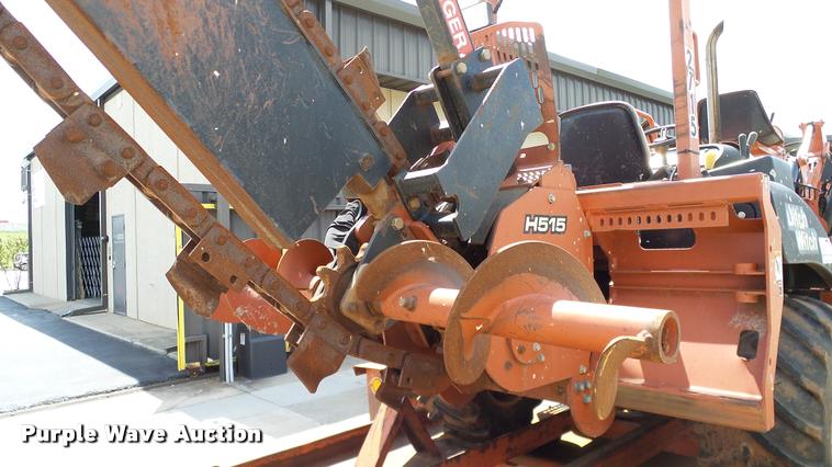 image for item DA6162 2006 Ditch Witch RT55 trencher