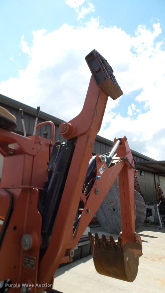 image for item DA6162 2006 Ditch Witch RT55 trencher