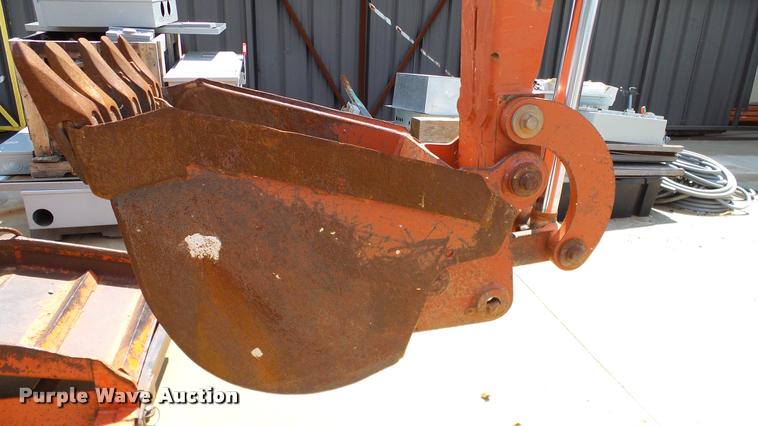 image for item DA6162 2006 Ditch Witch RT55 trencher
