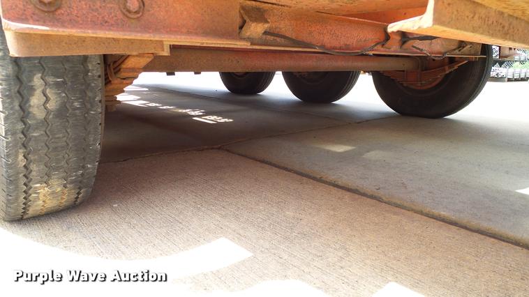 image for item DA6162 2006 Ditch Witch RT55 trencher