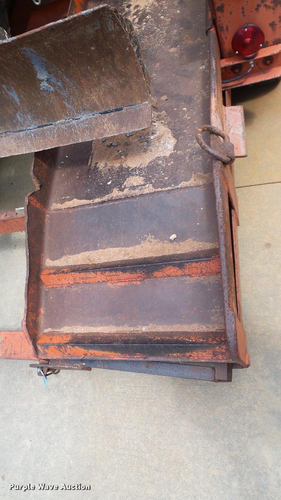 image for item DA6162 2006 Ditch Witch RT55 trencher