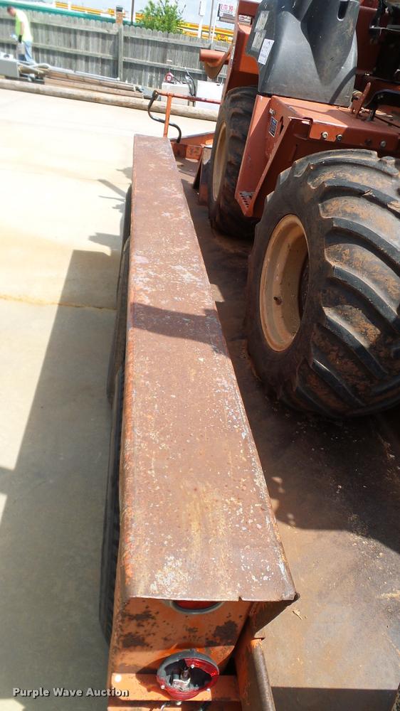 image for item DA6162 2006 Ditch Witch RT55 trencher