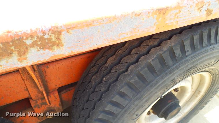 image for item DA6162 2006 Ditch Witch RT55 trencher