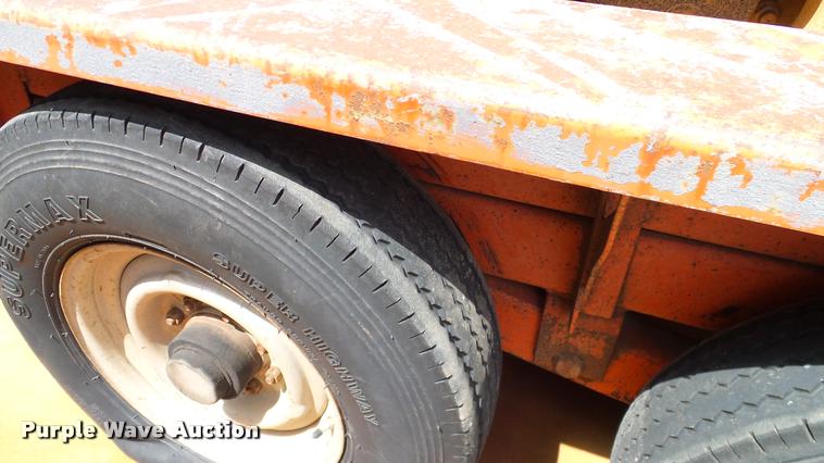 image for item DA6162 2006 Ditch Witch RT55 trencher